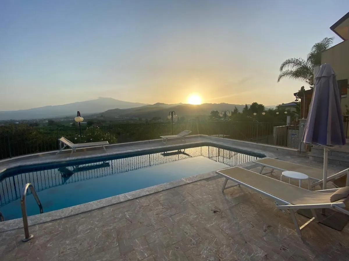 Bed and Breakfast Villino Lenci Trappitello 0*,  Italia