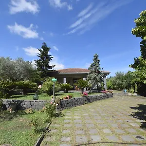 Etna Travellers Bed & Breakfast